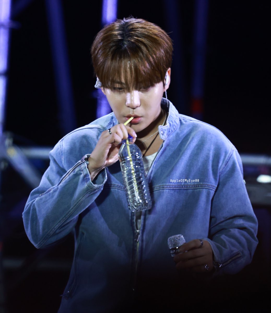 appleofmyeye00's tweet photo. 260920 Asia Top Artist Festival 에이티즈 종호

#ateez #에이티즈 #최종호 #jongho https://t.co/jPfGIvp1Mn