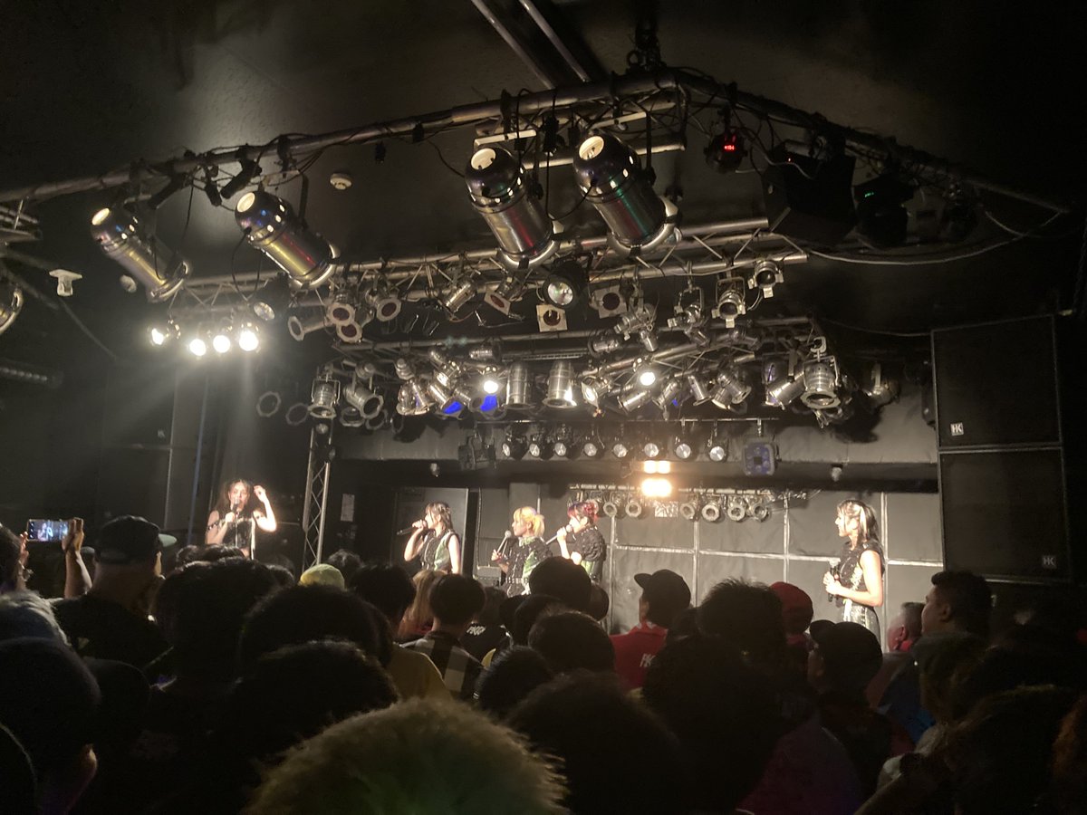 BURNING_PRIDE_'s tweet photo. #PIGGS福岡
#PIGGSFINALTOUR
#福岡DRUMSON
PIGGS🐷💛💚💜🤍❤️🐷 https://t.co/X2IWJaUfXg