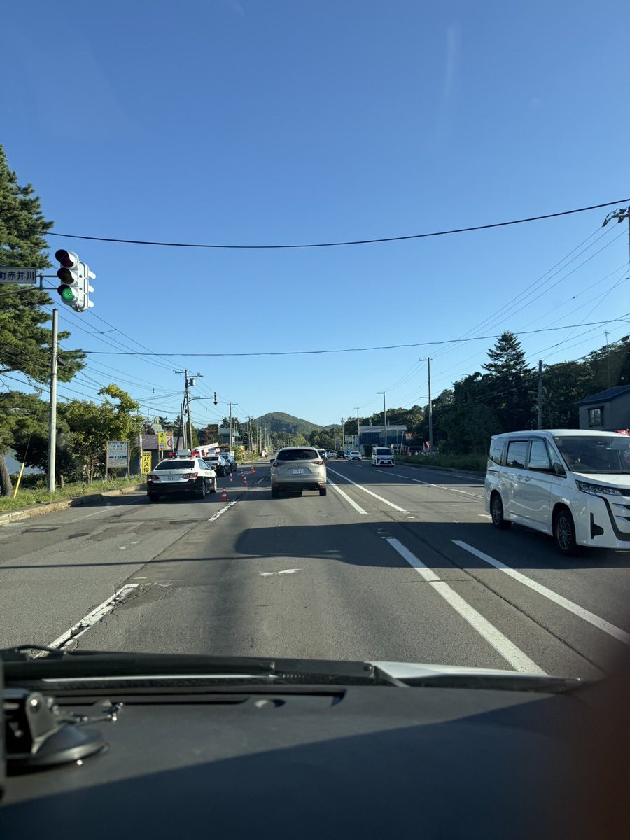 hakodate119's tweet photo. 国道5号　車の事故との情報
茅部郡森町赤井川125付近の状況
#Spectee
※付近をご通行予定の方は注意してください。
フォロワー様提供 https://t.co/IuZm5HojgW