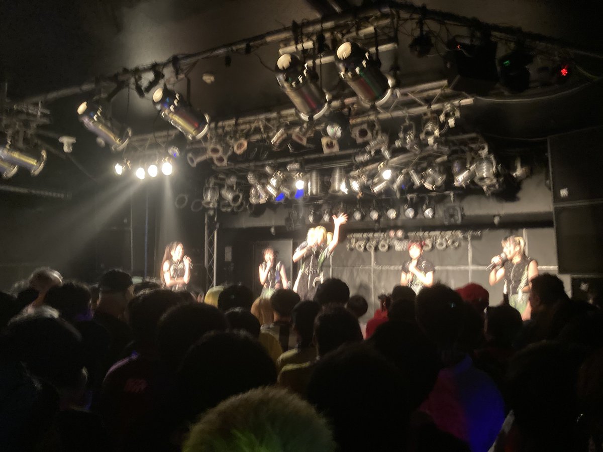 BURNING_PRIDE_'s tweet photo. #PIGGS福岡
#PIGGSFINALTOUR
#福岡DRUMSON
PIGGS🐷💛💚💜🤍❤️🐷 https://t.co/plzjDp5B5s
