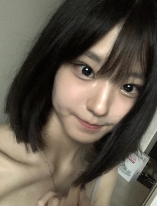 c81e5fe3bb95352's tweet photo. 꼬츄ㅠ보여줘   #꼬평 #사교 https://t.co/ST6S8TWl2z