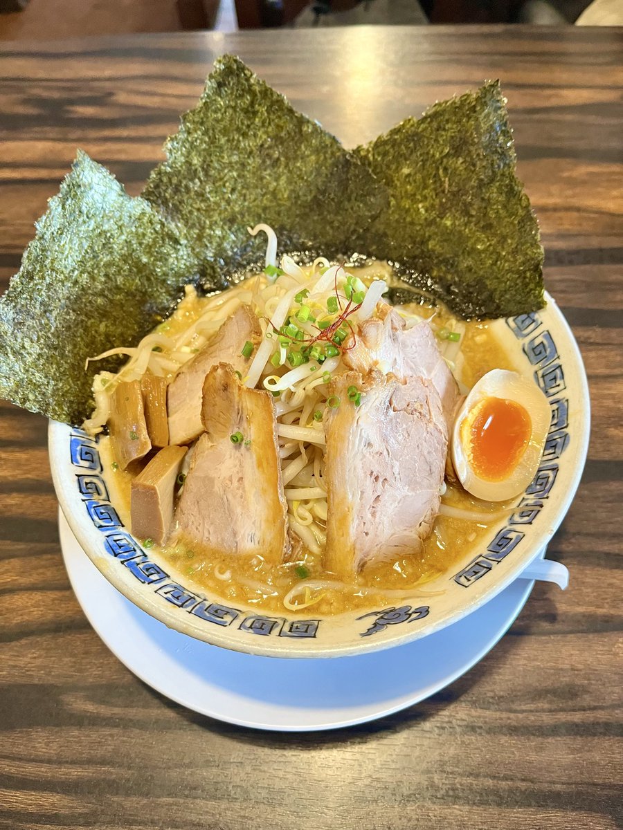 puchiraou's tweet photo. 麺屋しょうじで特製ラーメンを食べてきました🔥

#上越市
#ラーメン https://t.co/5Ac1Jhiy63