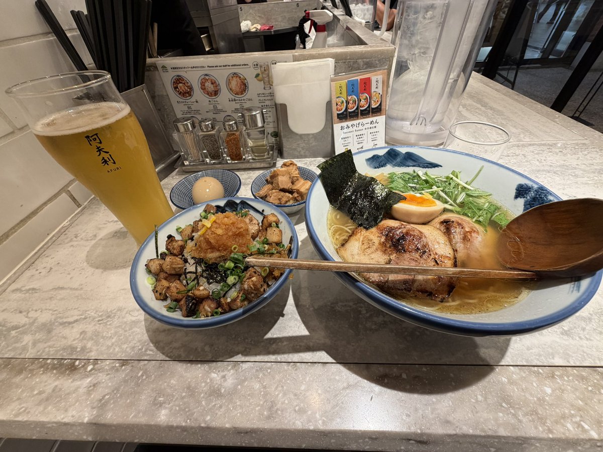 hxzwabaaba's tweet photo. 倒叙来着 https://t.co/IT768boLuF