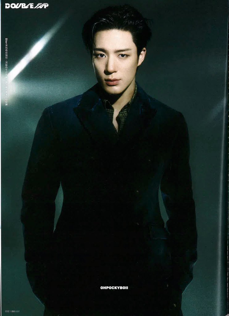 puppyhouselee's tweet photo. เด็กหนุ่มผู้มีเหตุผลอย่างยิ่งคนนี้ที่พูดคุยมาจนถึงตรงนี้ จู่ๆ ก็ได้เอ่ยคำพูดอันน่าประทับใจขึ้นมา “หากผลงานของเราสามารถเป็นความสบายใจเล���กๆ ในชีวิตของทุกคนได้ เพียงแค่นั้นก็ถือเป็นเกียรติอย่างยิ่งแล้วครับ ผมหวังว่าดนตรีของ NCT DREAM จะสามารถเป็นพื้นที่ผ่อนคลายเล็ก ๆ ในหัวใจของทุกคน และช่วยแบ่งเบาความกดดันที่คุณมีลงได้บ้าง และในตอนนี้ทุกคนก็ได้กลายเป็นความผ่อนคลายในหัวใจของพวกเราแล้วครับ”

การเป็นความผ่อนคลายให้แก่กันและกัน ถือเป็นการตีความความสัมพันธ์ระหว่างไอดอลและแฟนคลับที่อบอุ่นและลึกซึ้งที่สุด โดยไม่ครอบครอง ไม่ผูกมัด เพียงแค่ทำหน้าที่เป็นท่าเรืออันปลอดภัยให้ได้หยุดพักเมื่ออีกฝ่ายต้องการพัก

เมื่อพูดถึงช่วงเวลา 10 ปีข้างหน้า
เจโน่ได้ยกระดับคำว่า ‘Synergy’ ขึ้นไปอีกขั้น “ผมคิดมาตั้งนานแล้วว่า NCTzen กับ NCT DREAM คือทีมเดียวกัน” 

ทุกคนก็คือสมาชิกในทีมของพวกเราครับ ผมหวังว่า synergy ระหว่างพวกเราจะยิ่งลึกซึ้งและแข็งแกร่งขึ้นไปอีกตลอด 10 ปีข้างหน้านะครับ

JENO ON ELLE MEN HK
#ELLEMENHKxJENO