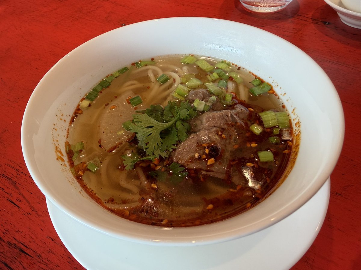 hellion925's tweet photo. お彼岸なのでお墓参り🙏

ランチは初めて行く麻布台ヒルズの虎景軒へ😁

ここホテル中華の中では、抜群に美味しかったので再訪確定！

ちなみにお客さんの7割くらいが港区女子でした😅 https://t.co/ppzw3CRxwv