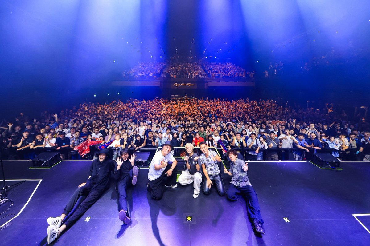 ryoowatari's tweet photo. 我本来应该昨天回家的,但是……我今天下午从#台湾 回来了!🫠🫠🫠
现场演出太棒了!非常感谢所有到场的朋友们!
真的非常感谢!😭😭😭
希望我们以后还能再合作!🥳
#DoAsInfinity #ryoowatari
#大渡亮 #ミサイルイノベーション
#5minutespedallab https://t.co/v8gPLfQD4f