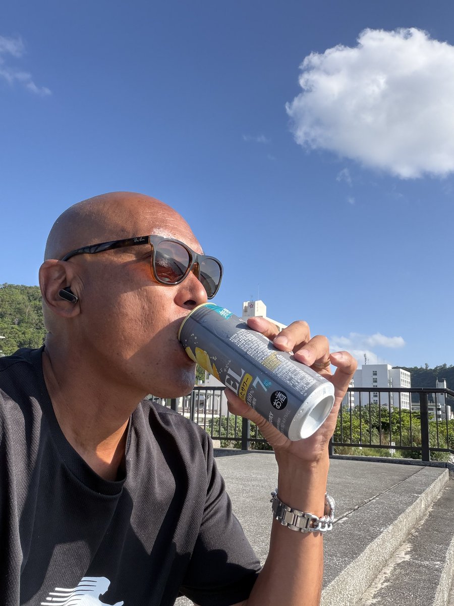 77aloha's tweet photo. 光合成Now #ビジホ住み https://t.co/fOVFdO47Pl