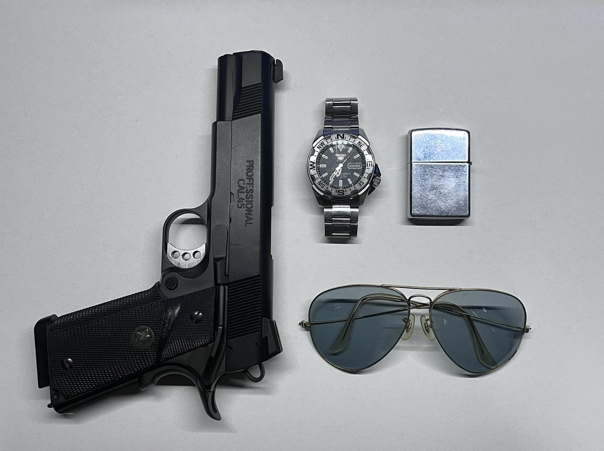 2ray_degenemax's tweet photo. アメリカに住んでたらフルサイズの1911をオープンキャリーしたいけど、オープンキャリーは変な人に文句言われて最悪意味もなく通報されるリスクがあるのがなぁ... 銃を堂々と持ち歩ける社会に戻ってくれよな〜〜〜！！！ https://t.co/L8W181RuuY