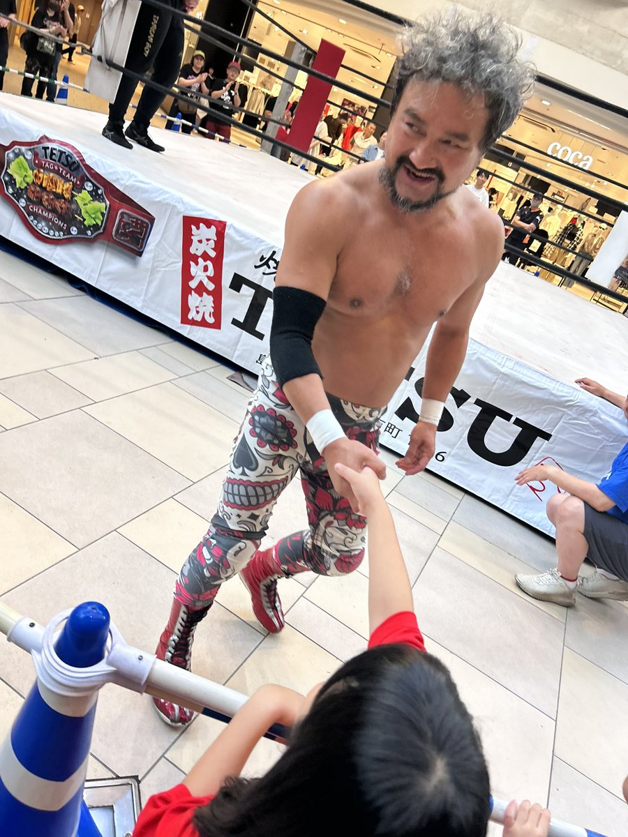 MiSetoro's tweet photo. レイパロマの影響凄い。
試合前気合い入れてましたわ！笑
#レイパロマ 
#ryukyudragon_pw 
#hibiscusmii https://t.co/ejC18eJsn0