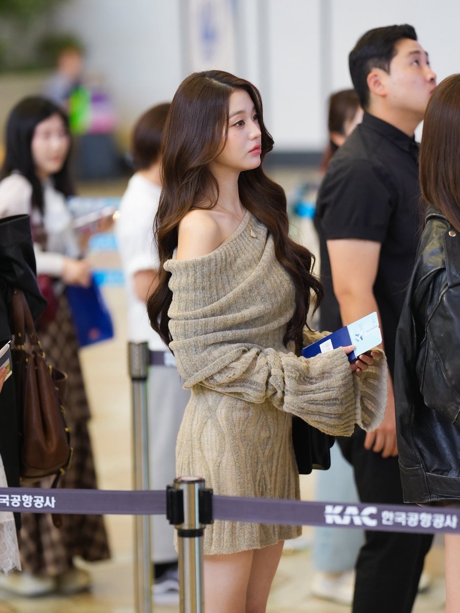 Ayano_WonYoung's tweet photo. 260922 김포공항

😭❤️😭❤️😭❤️

#원영 #WONYOUNG #ウォニョン #장원영  #JANGWONYOUNG #갓기 #IZONE #IVE #아이즈원 #아이브 https://t.co/k7HN9vhNZL