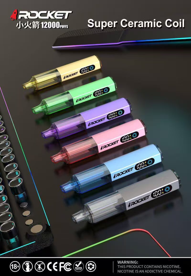 RELX0df2's tweet photo. #ROCKET小火箭 12000PUFFS

解锁可视化全新体验，冰度、甜度、浓度三档自由调节，把口感控制权握在手中。

✅可视化智能显示屏

✅多维自定义口感调节
冰感、甜度、烟气浓度三大维度均可调节

✅32款超大丰富口味库

✅12000口大容量持久续航 

✅多项海外合规认证
拥有CE、FC、RoHS等相���出海认证 https://t.co/C4QKWEguMm