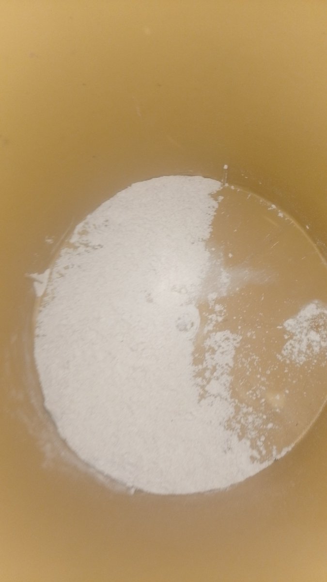 Asgharmkq's tweet photo. > Respected Sir @BBhuttoZardari @MuradAliShahPPP
 I am from Umerkot Sindh. See my flour condition, only little flour left, facing starvation. 11 years searching for job, no help. Please help us for God sake. 🙏
 #Umerkot #Sindh#job https://t.co/OVzFLOgwDW
