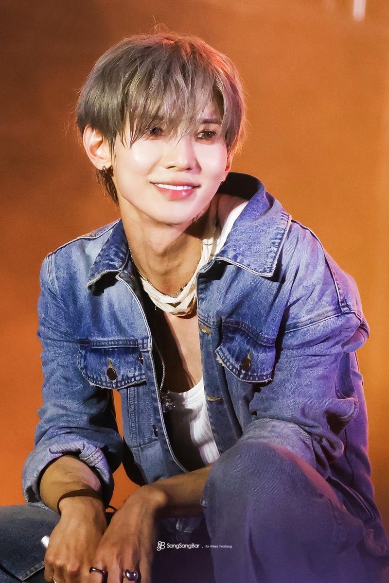 SangSangBar615's tweet photo. 260920 아타 페스티벌 HQ

#ATEEZ #에이티즈 #YEOSANG #강여상 #여상 https://t.co/UicvuqLmim