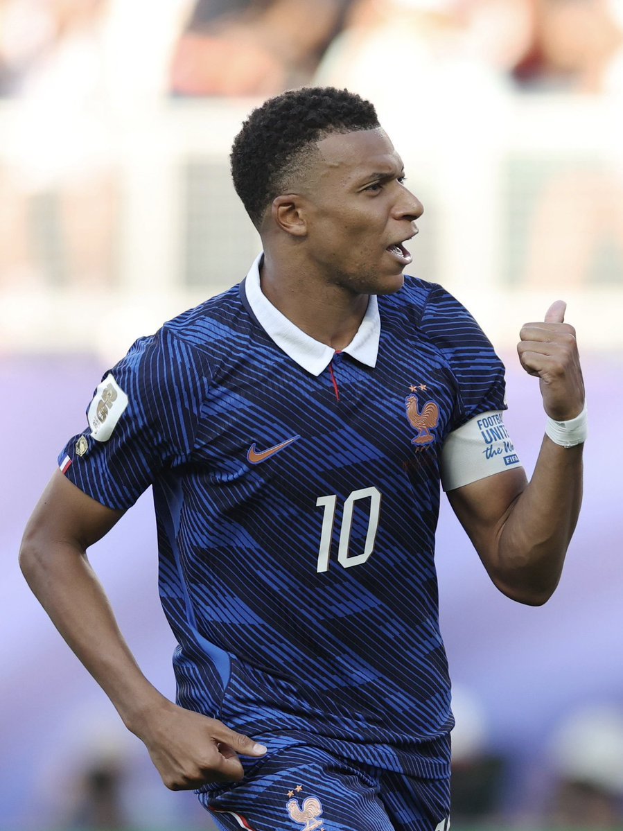 RobbensBall's tweet photo. Kylian Mbappe wanting to dedicate the Ballon d’Or to Africa when he wins it is really topnotch. 

He doesn't want to forget his roots🥳🥳🥳 https://t.co/Yev4ifOtDu