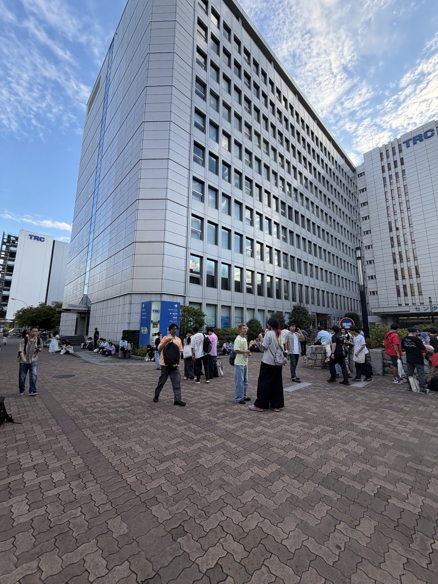 yuhiro080516's tweet photo. 遅めの現着！
会える方会いましょー！ https://t.co/1PCScRMgQt