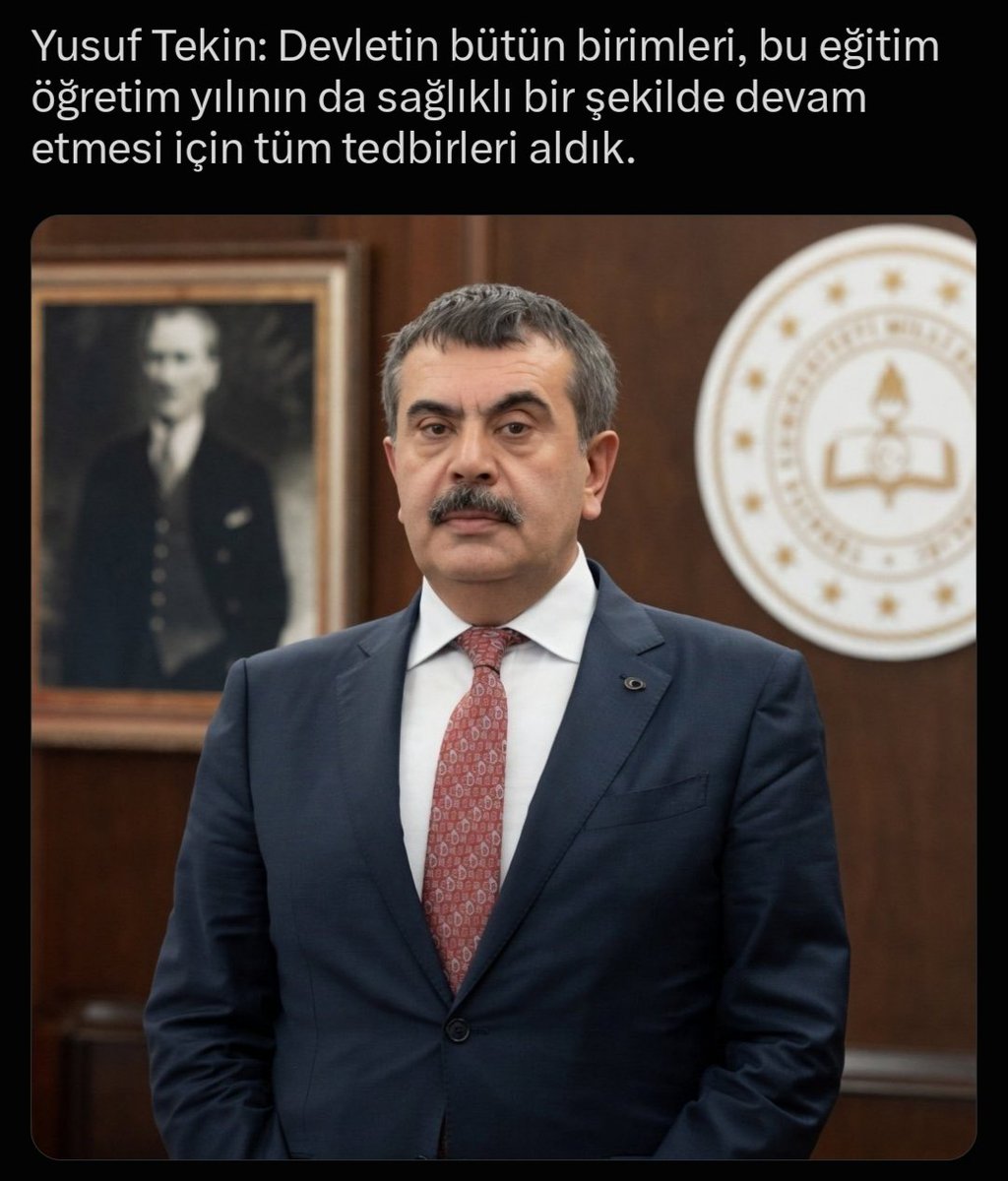 v3ysak's tweet photo. Sizler yüzünden, suçsuz günahsız çocuklar acı çekiyor. Neymiş tedbir almış. Gram utanma duygunuz varsa bugün istifa edersiniz! 
#saldırı #yusuftekinistifa https://t.co/69Mnpwulac