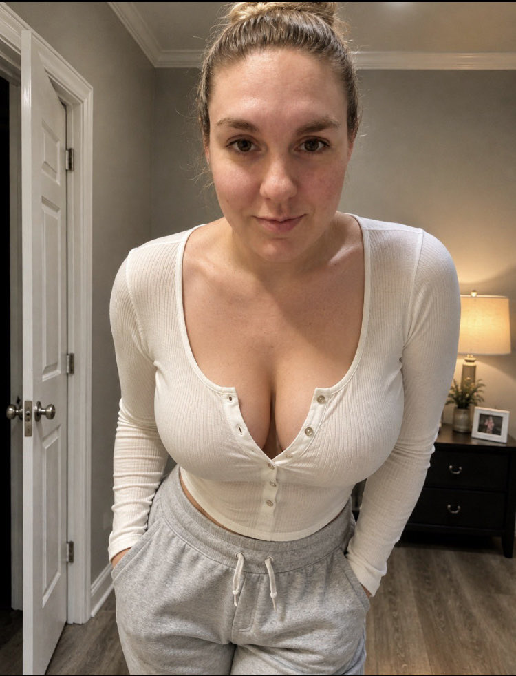brandyrose12x's tweet photo. Morning sweetheart😍 hope you’re all good to see me this morning 💗
And how I look 🤭😊 https://t.co/dosnkkwTah