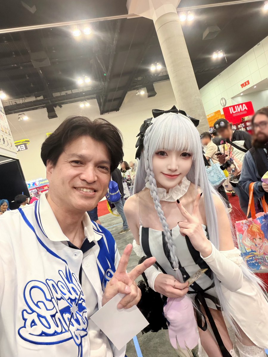 suiika_desuwa's tweet photo. アメリカのイベントでヨシキから声かけてもらった🥺💗
FGOで一番かっこいい男、ヨシキ最高すぎる😭

#fgo #fatestrangefake #フランチェスカプレラーティ #FrancescaPrelati #cosplayㅤ https://t.co/surygTD5wn