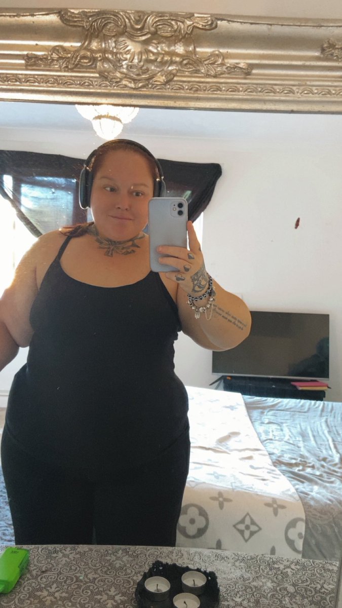 JessicaMay3591's tweet photo. New day , all ready for gym , time to sweat 😏 https://t.co/PDeOrMC0rs