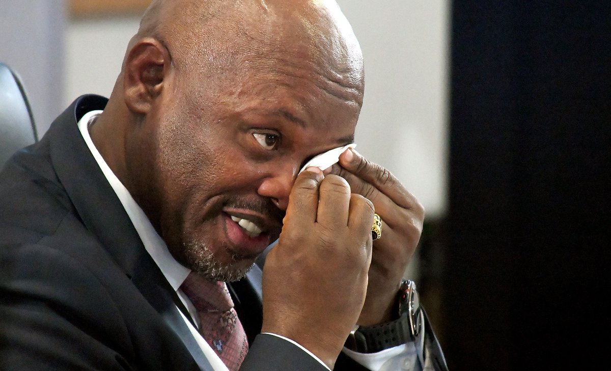 azania1023's tweet photo. General Sibiya Charges:

1.Accused of grooming a 16-year-old girl between July and August 2026.
2.Accused of giving alcohol to the same 16-year-old schoolgirl before raping her at a hotel.
3.Accused of raping an 18-year-old woman at a hotel in Sandton in May 2026.

#MadlangaCommission
General Mkhwanazi