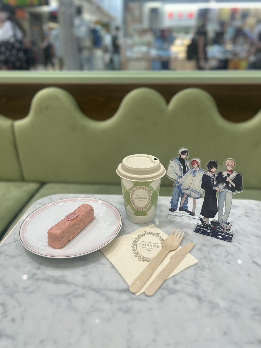 pyon_o0810o's tweet photo. マリンアクスタ可愛すぎる🫧
 #臆病くらげと恋知らず
 #柴崎さんのケモノみち https://t.co/in6M9gCrLC