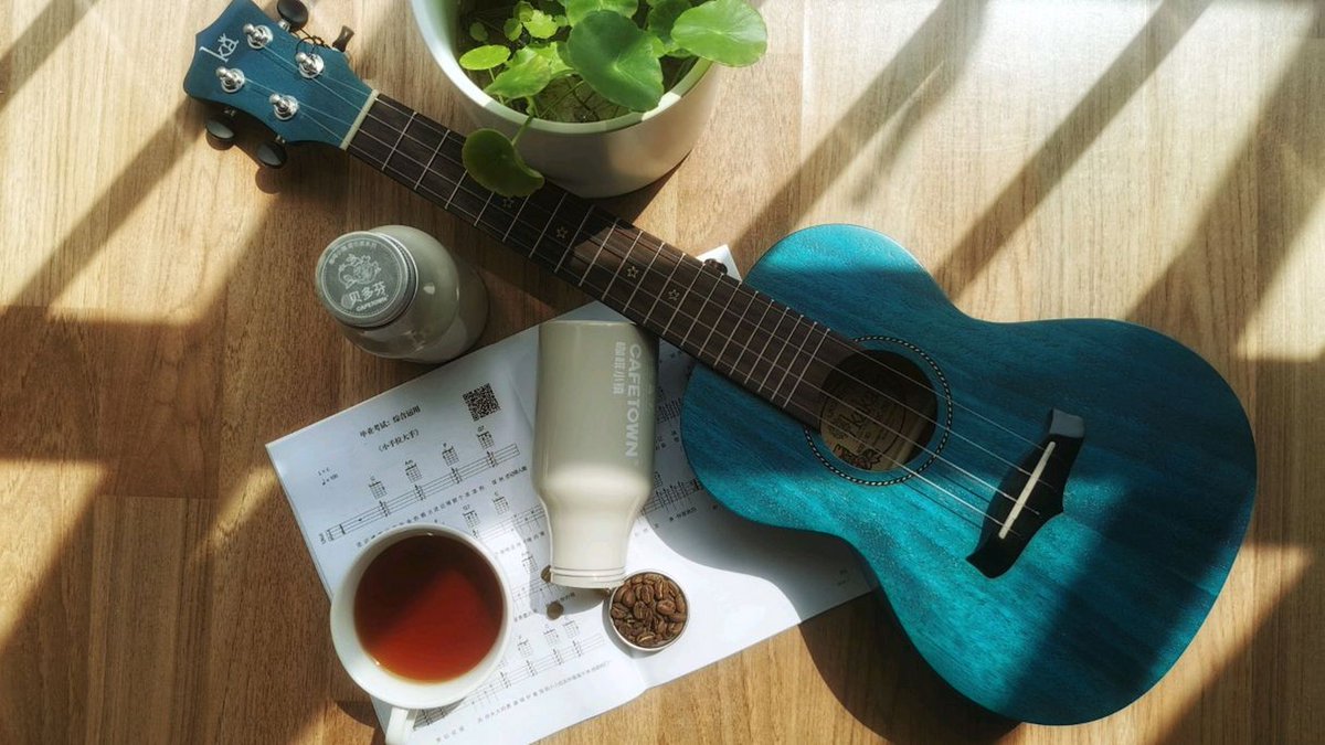 lexa36435174's tweet photo. Just stumbled on a hidden indie track that hits different—warm guitar riffs paired with vocals that feel like a hug. Perfect soundtrack for a lazy afternoon recharge.， https://t.co/KuB31YZ1Bt