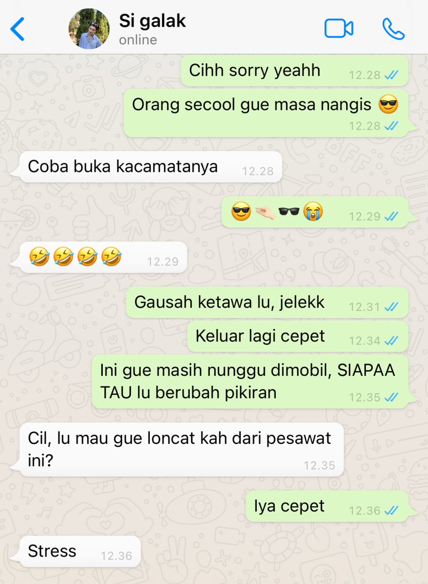 catatanale's tweet photo. : #OhmIng three tweets au : arranged marriage edisi LDR

1. https://t.co/4g1tITZUBw