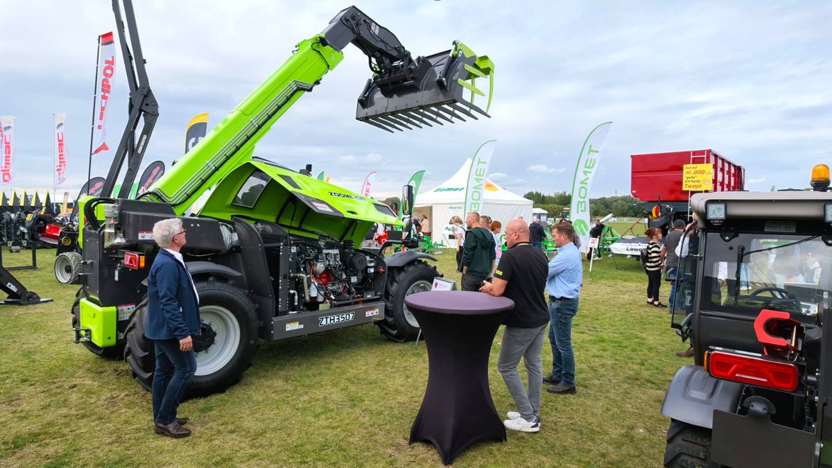 Bac_Polska's tweet photo. Dziękujemy za udane targi AGRO SHOW 💪

Zapraszamy wszystkich chętnych na testy maszyn w jednym z naszych pięciu oddziałów:
👉 https://t.co/ayjAE6PNmT

Życzymy udanego sezonu w rolnictwie i przemyśle.

#AGROSHOW2026 #BACPolska #Zoomlion #ŁadowarkaTeleskopowa #MaszynyRolnicze https://t.co/4yIPXx4yM6