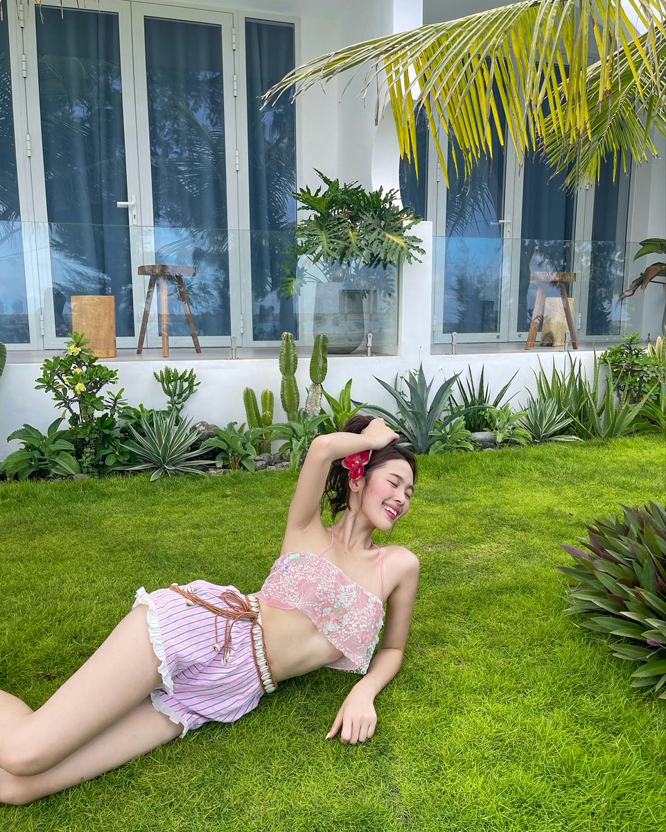 JBOficialPorto's tweet photo. Hello, lovely soul 💫 Always keep in mind that you are stronger than you think and today is full of possibilities. 🦋
chAJrR https://t.co/Xz0KnJX1UX
