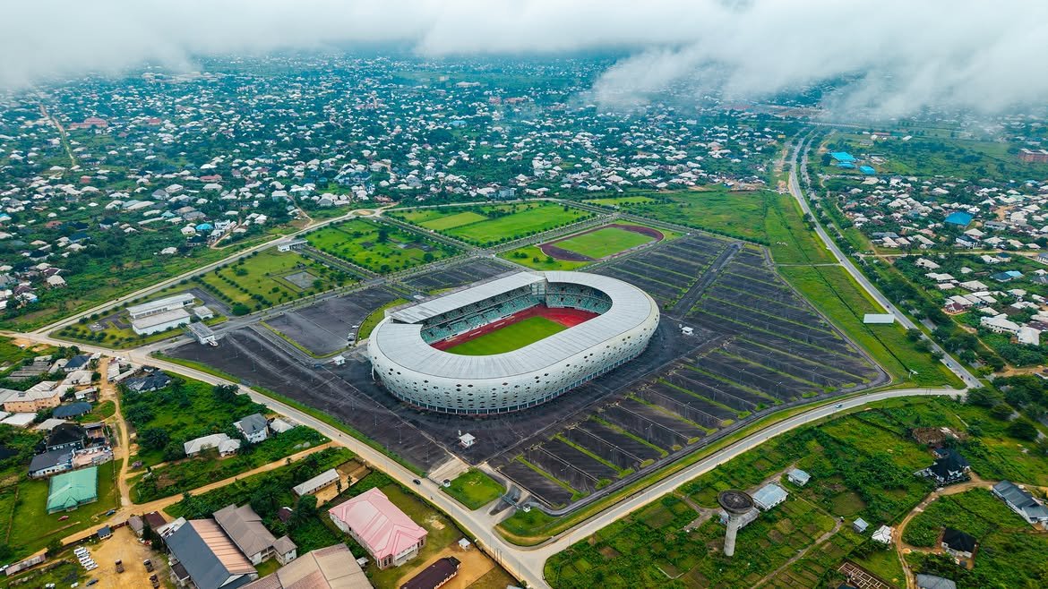 NaijaAesthetics's tweet photo. I explored Akwa Ibom expecting a state. I found a megacity being built on purpose. Clean streets. Real projects. Real warmth. Some places promise the future. This one is constructing it. https://t.co/W5nUt53BWt