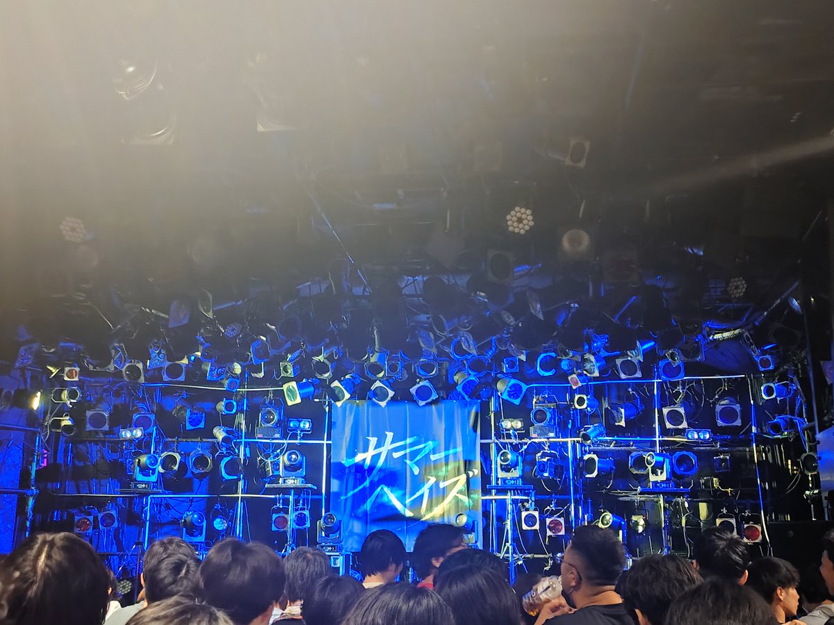 29san2929's tweet photo. 今日は、こちらに
@ 渋谷QUATTRO

渋谷QUATTRO TOUR 公演🐶
#ハルニシオン https://t.co/M6SjR95mM4