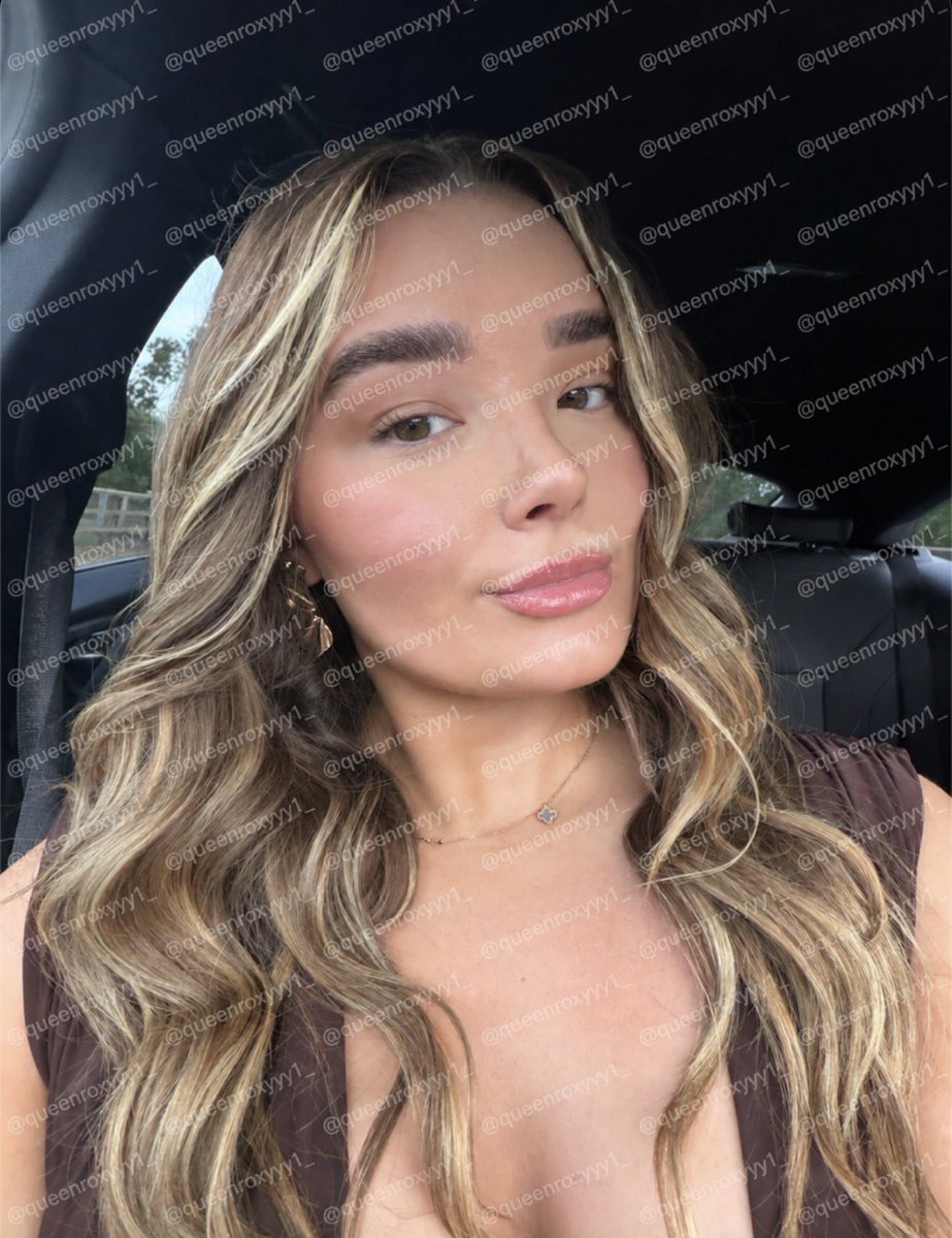 queenroxyyy1_'s tweet photo. Had to change my username and start trademarking my images because people make FAKE ACCOUNTS OF ME!!!!! 

@GODDESSR0XYY1 is NOT ME!!!!!!!! Please can everyone report it, I’ve already reported it to X and the police as they’re using my images for financial gain. WEIRDOS. https://t.co/GGgaopn7u6