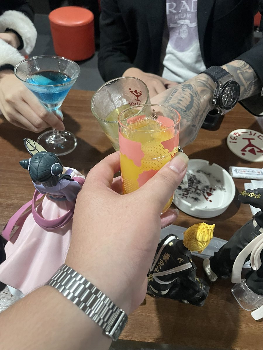 uta_nicobar's tweet photo. 退勤してました、
ドリンクもありがとうございました！！
歌うまが多すぎて耳が幸せでした笑 https://t.co/4ezx820yVn