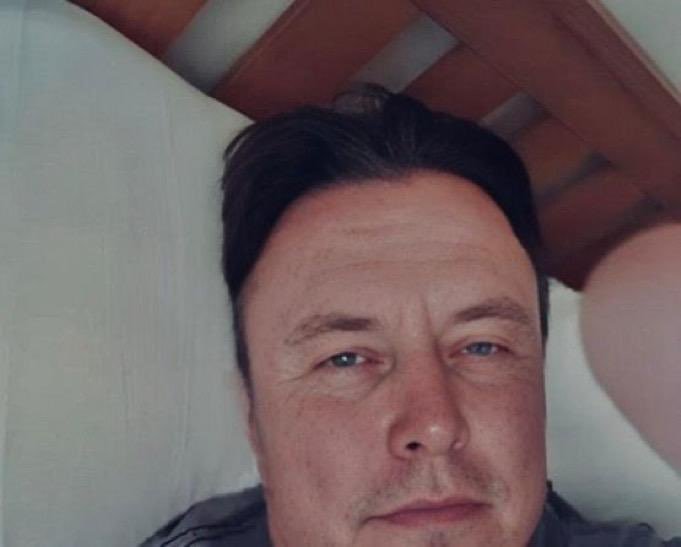 CEOSPACEX8mac's tweet photo. I love with you All my heart 💞. https://t.co/6eAGCBHSRx