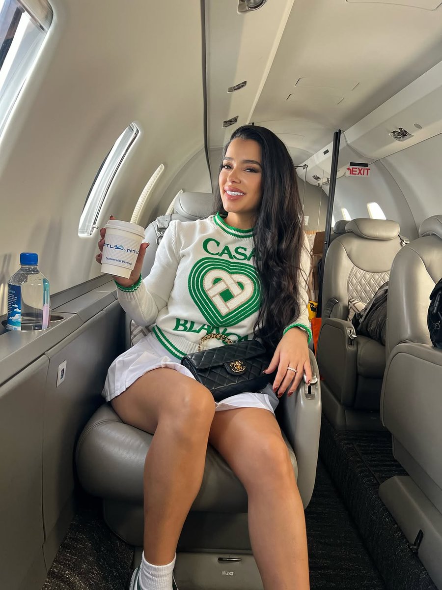 itstaniatorre's tweet photo. 💚 https://t.co/PxSsJx5oEq