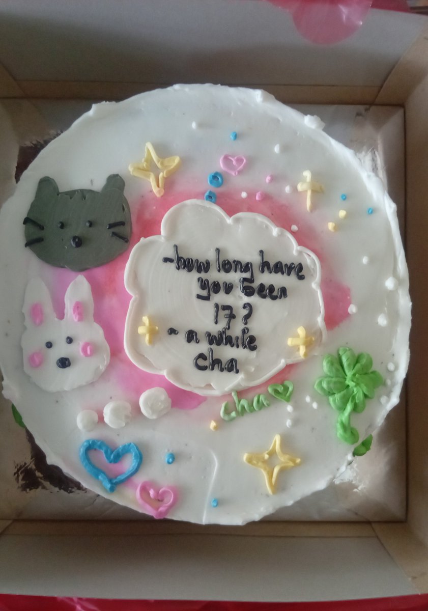fluorless's tweet photo. sweet cake for a sweeter day 🍰🪄🥴 https://t.co/an3P9DEx5H