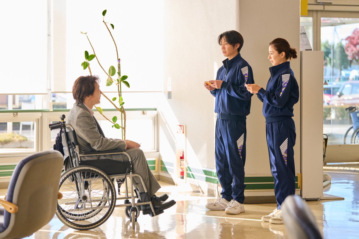 4out_movie's tweet photo. ⚾#映画4アウト ストーリー【Vol.4】

練習に熱が入るなか、身体障害者野球理事長・石橋（#佐々木蔵之介）が矢上を訪れる

石橋の情熱に背中を押されて決めた、
憧れの「グリーンスタジアム神戸」での全国大会

しかし、初試合で待っていたのは容赦ない「惨敗」だった
負けたにもかかわらずヘラヘラと笑い合っている選手たち
プロの夢を破れ、挫折した矢上だからこそ、その姿が許せなかった

「本気で勝つ気がないなら、俺は監督をやめる」
監督とチームがぶつかり合う──

『4アウト ─もう一度、プレイボール─』
11月6日(金)公開
https://t.co/WqnEjxnSLa
