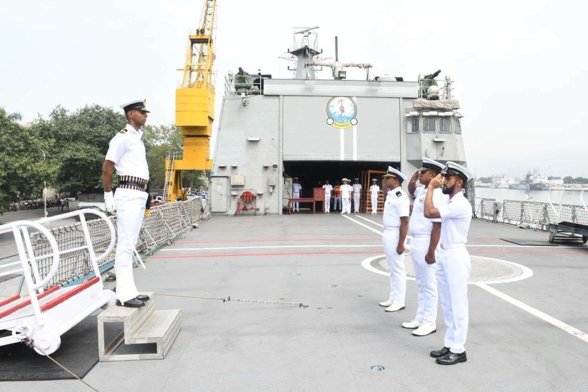 Yagnaroon's tweet photo. Sri Lanka Navy Ship SLNS Sindurala arrives at Visakhapatnam to participate in the 13th edition of the India-Sri Lanka Bilateral Naval Exercise, SLINEX-2026. https://t.co/ZniqVt3Kqr