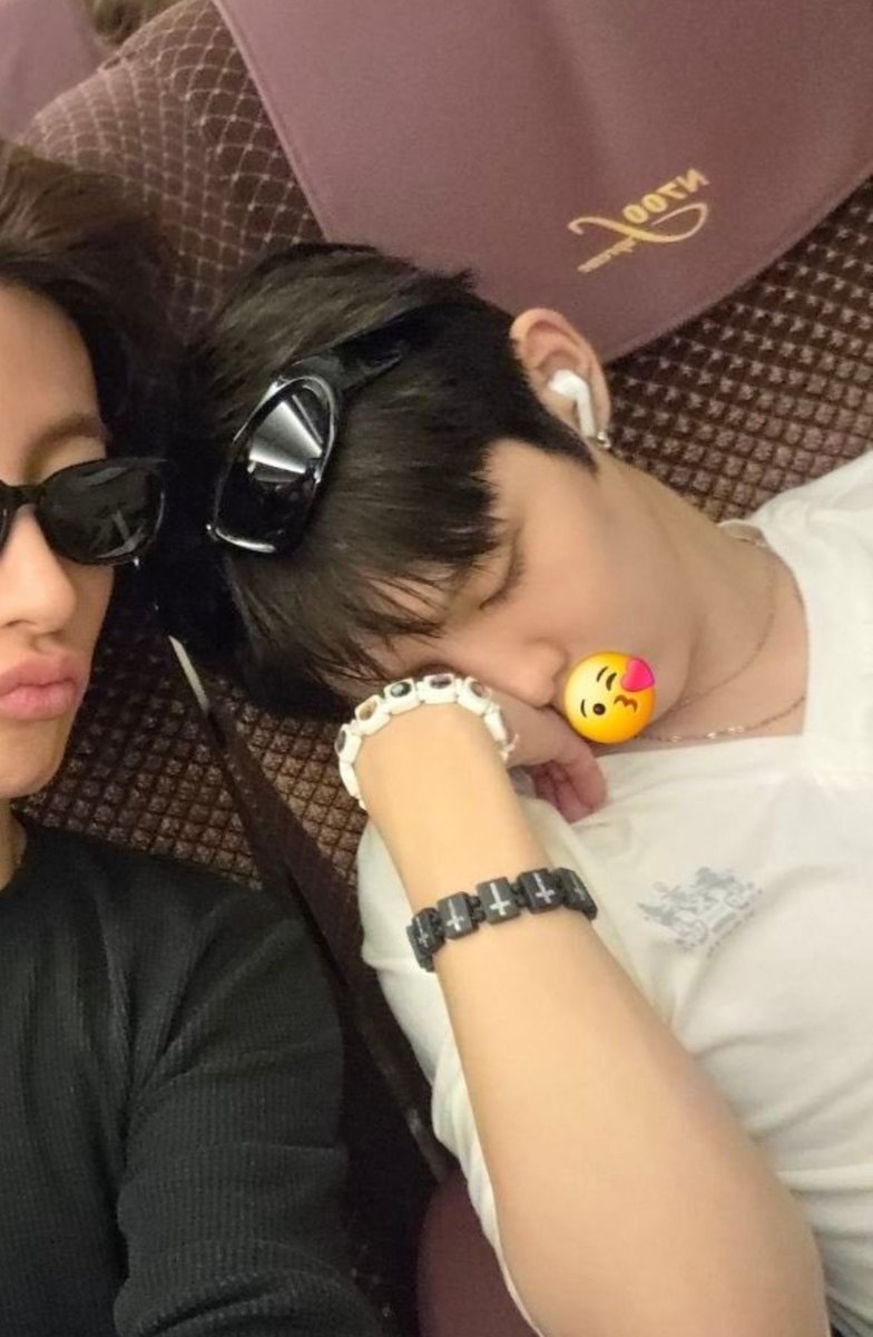 enchantingtaro's tweet photo. why does shotaro sleep in the most cutest way 😭🩷 https://t.co/32YmO0Q5Ho