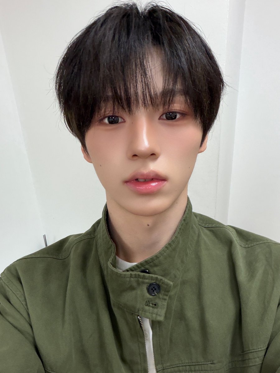 VAYONN_inkode's tweet photo. [#JINYU]

나 없는 밤에는 뭐 하고 있어?

#JINYU #진위
#VAYONN #베이온 https://t.co/SvUqVxYgfO