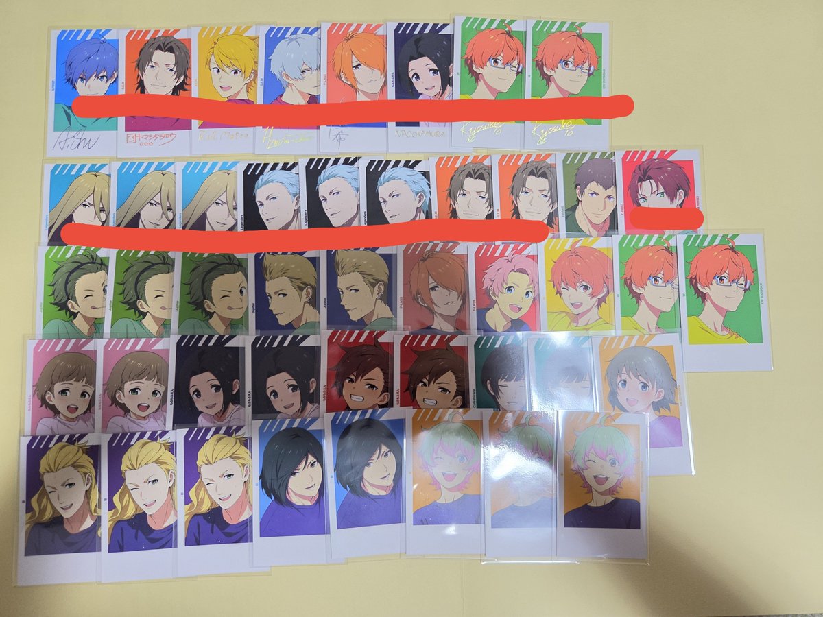 shiromi45's tweet photo. 【SideM/FiFS/フォト風カード/箔押し/表情トレカ/できたあと/できるまで/クリカ/ステージフォト/特典/交換/譲渡】
譲)画像4枚
求)各種英雄、アスラン、定価+送料
赤線は交換のみ、一部英雄との交換のみ
探しているものはフォトカ表情>白衣装　ほかFiFS関係のものになります。 https://t.co/T2mZm0DCuc