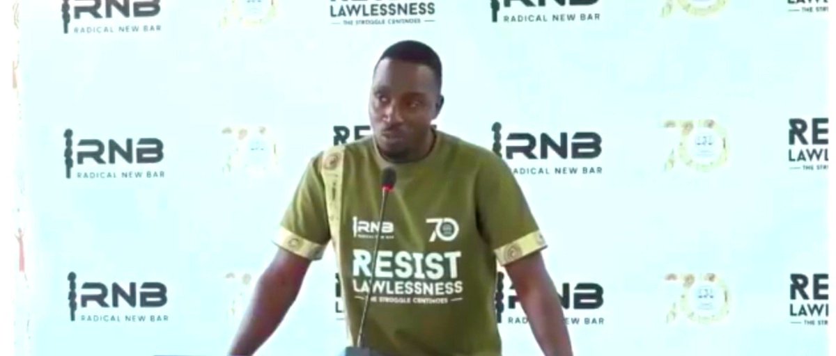 ccgea1's tweet photo. "When there is no respect for #RuleOfLaw / when we throw constitutionalism under the bus , NOONE IS SAFE!"- @AsiimweAnthony2 , Vice President @ug_lawsociety during the #RNBRuleOfLawWeek X Space. 

🎧https://t.co/n9ShICJ260

#RadicalNewBar #ULSAt70
#KnowYourConstitution #ResistLawlessness @IsaacSsemakadde @SarahBireete