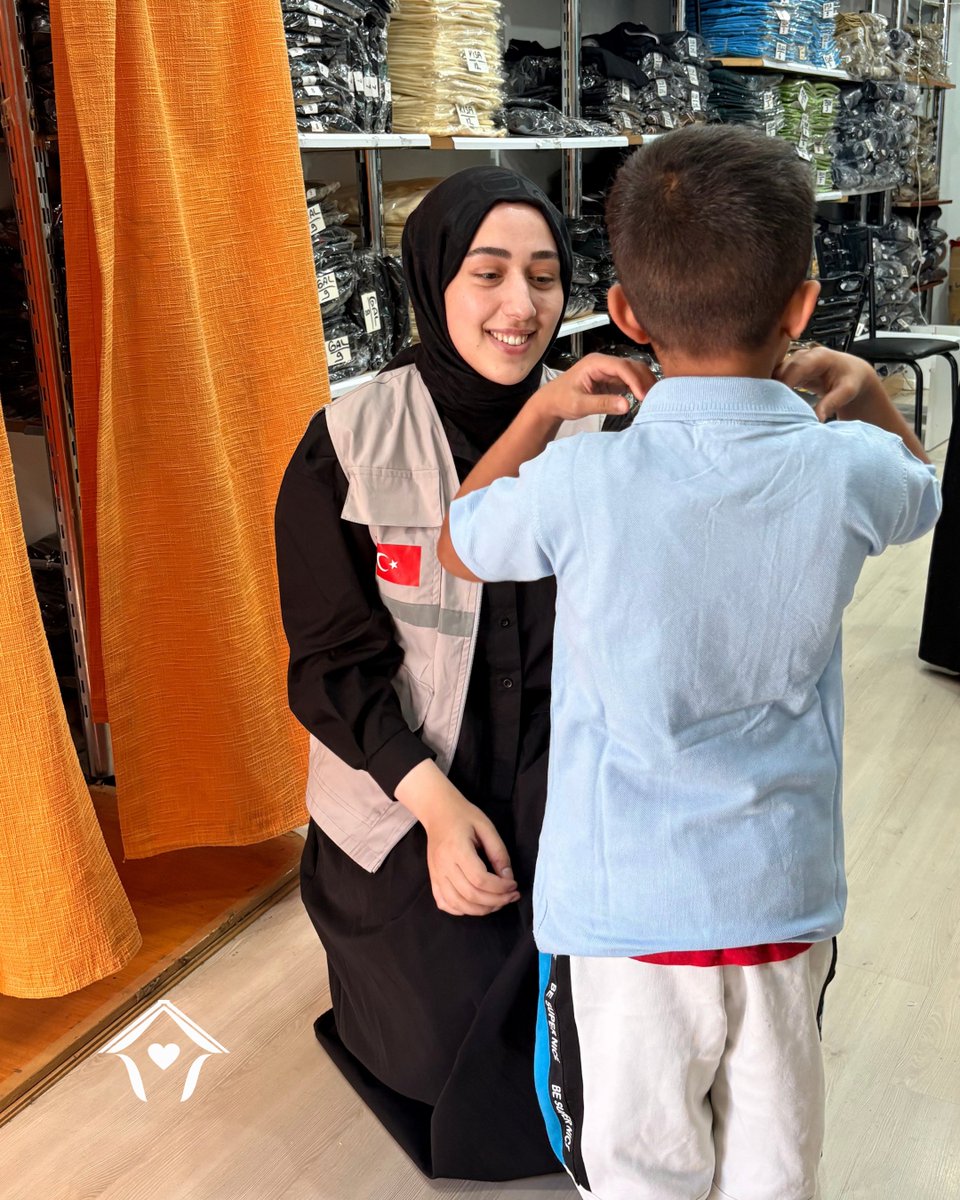 iyilikhane's tweet photo. Her ay yüzlerce yetim ve ihtiyaç sahibi çocuğun maddi, eğitim ve psikososyal ihtiyaçlarını karşılamak için faaliyetler yürütüyoruz.

Siz de düzenli bağışlarınızla çalışmalarımızı destekleyin, iyiliği yaymamıza katkıda bulunun. ✨ https://t.co/0dxH9hMIbS