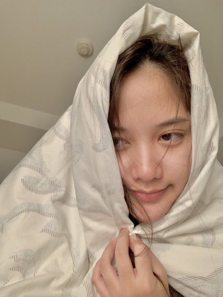 __xxsia__'s tweet photo. เหมือนกันเลย https://t.co/bpuitQXFtT