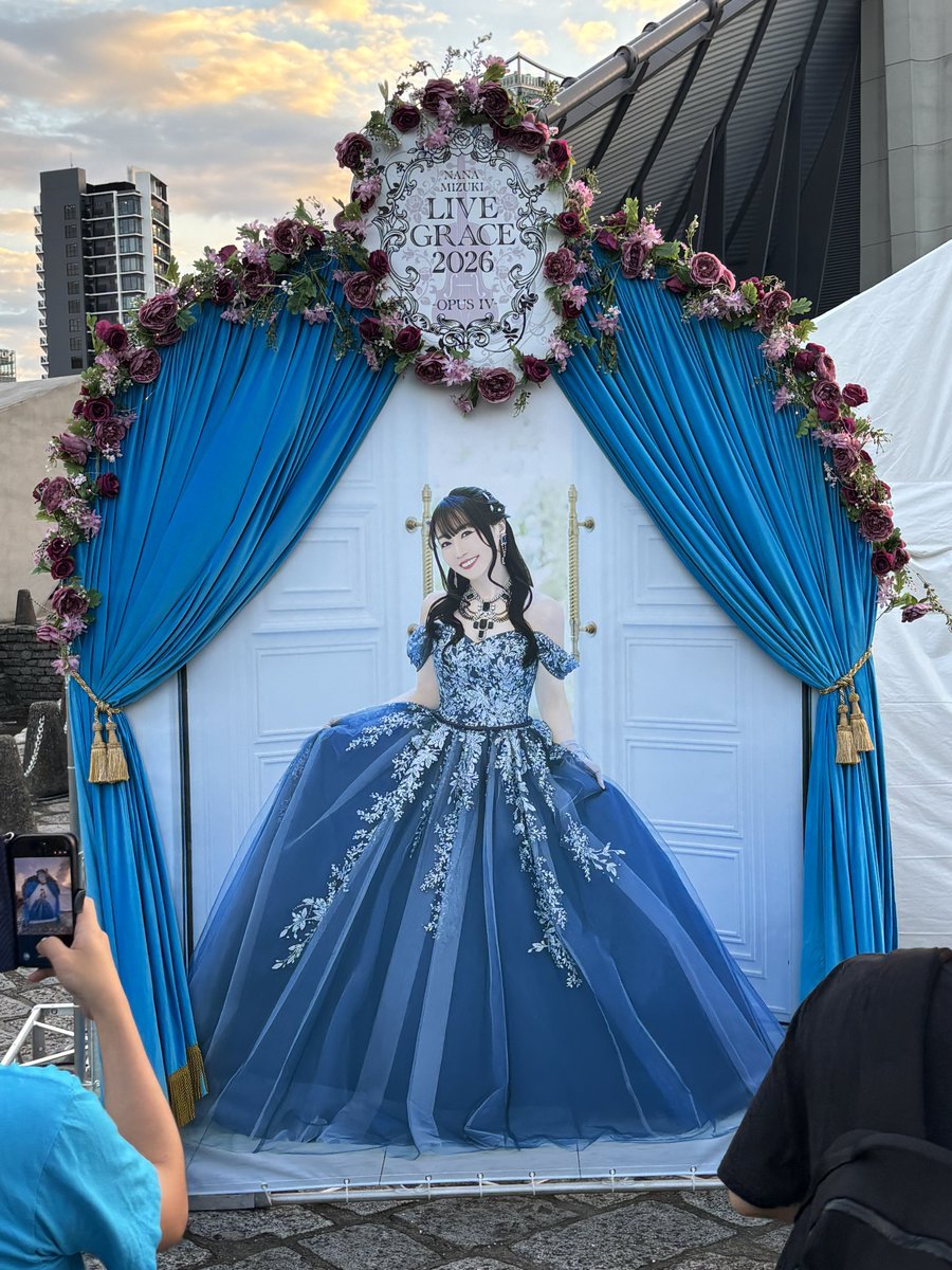 fate_777_'s tweet photo. いざ！入場！！！
ワクワクが止まらないッ

#LIVE_GRACE_4 
#水樹奈々 https://t.co/FzTCMxiLxi