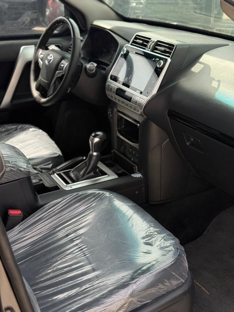 dandgautosabj's tweet photo. Direct Belgium Armoured🛡2021 prado V6
Brand:Toyota
Price:#136M💰
Custom Duty:✅
Nationwide Delivery:✔
Whatsapp/call:08075158161
#abuja #viral #trending #exploremore #lagos #naijacommunity #abujatwittercommunity #foryou https://t.co/UPOLWGYqhc