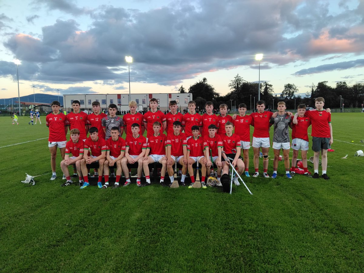 Fethardtownpark's tweet photo. Congratulations to @KingCormacs  on a well-deserved win over @StMarys_HC  . An excellent game between two terrific teams on a splendid night for hurling.

Well done to both teams on a fantastic contest, and best wishes to Cashel as they progress to the @TipperaryGAA  county final https://t.co/sNOCRGOhRP
