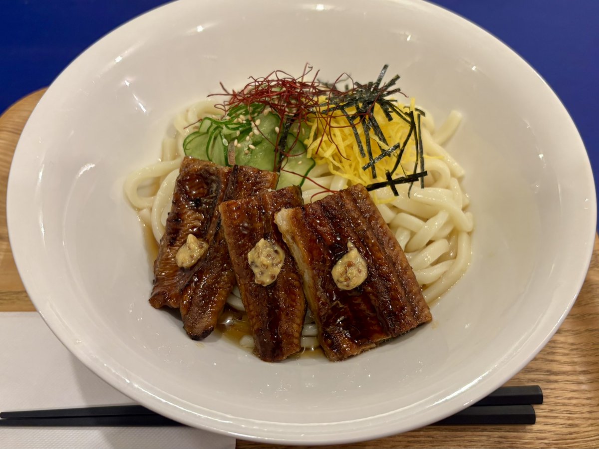 0bakedesu's tweet photo. ドリムのロルカナ交流会
メニューは
鰻の冷やしうどんと
ケーキセットでした🧌
多人数戦もできて楽しかったです🧌 https://t.co/DvNWd73xxZ