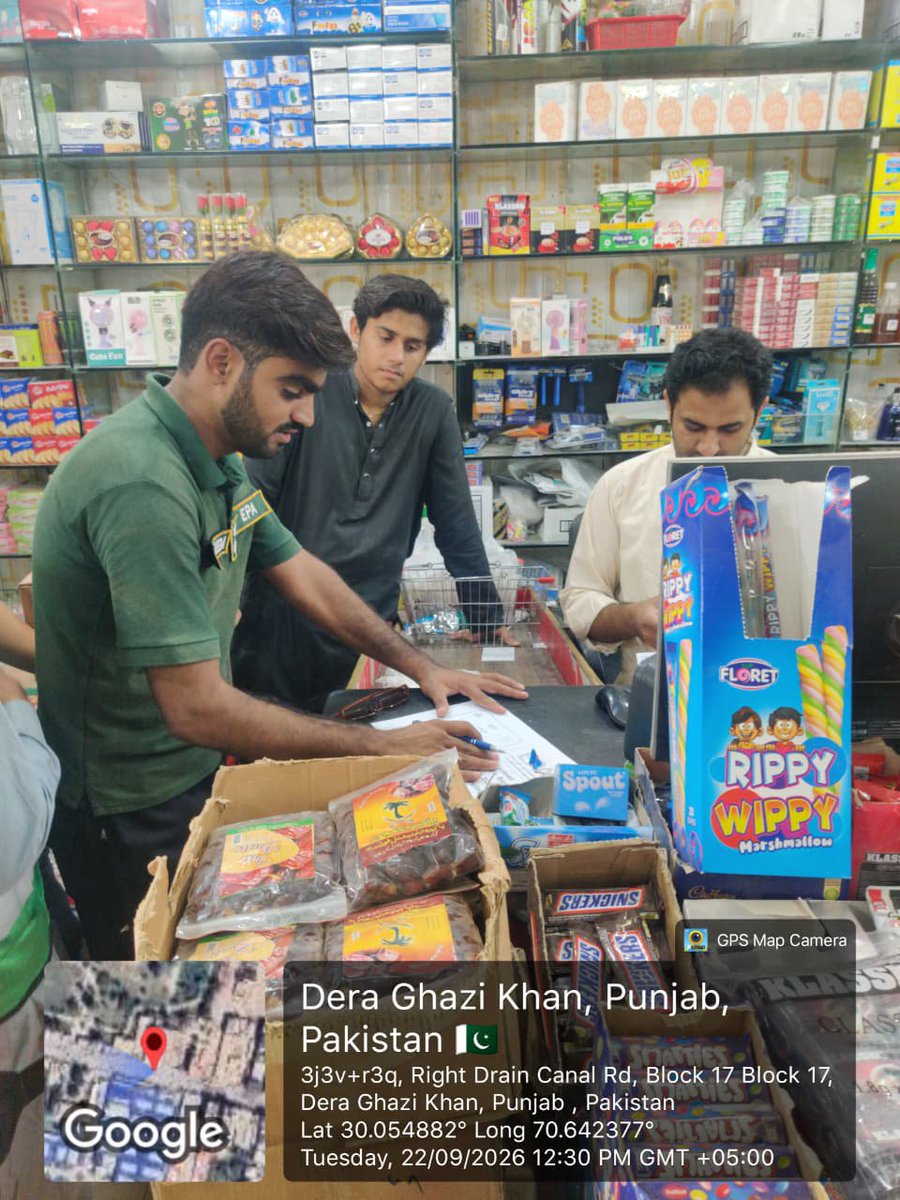 Muhammadsh31887's tweet photo. Ban Single Plastic Use 
#epapunjab #im4climate #maryamnawaz4climate #smoglesspunjab #smogfreepunjab #saynotoplastic #plasticfreepunjab #Climatewarriors #Climateinternship https://t.co/t9rE3ZRGwk