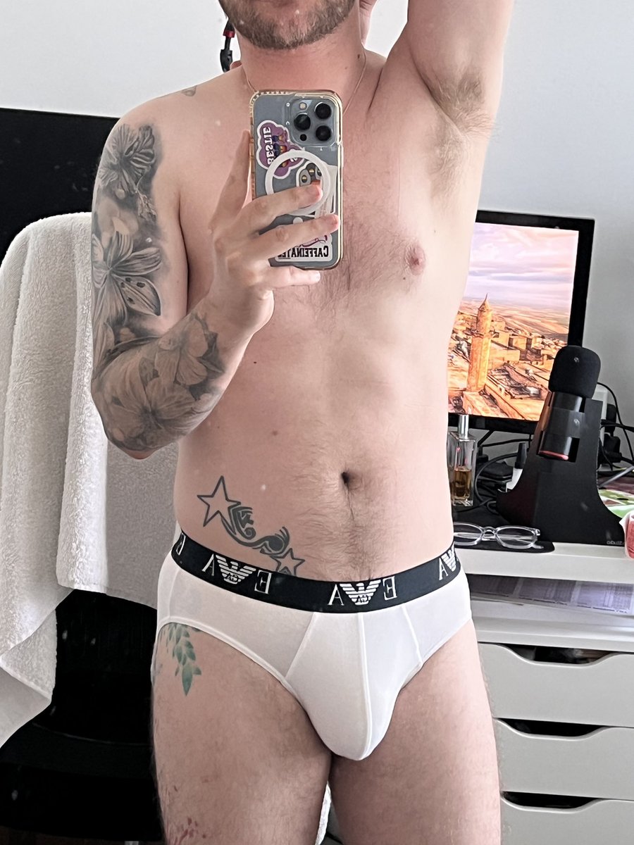 Fiend_J_'s tweet photo. Oh yeah… I like these! The back view is great too 👀 https://t.co/tykccCJ4lr